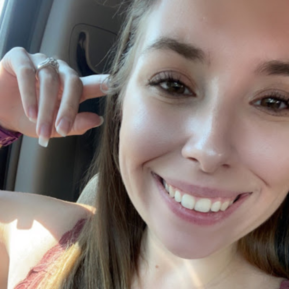 Meet your Posher, Emily